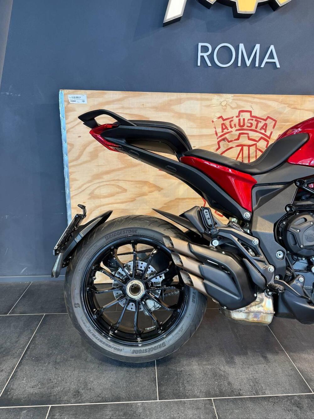 MV Agusta Turismo Veloce 800 R (2023 - 26) (6)
