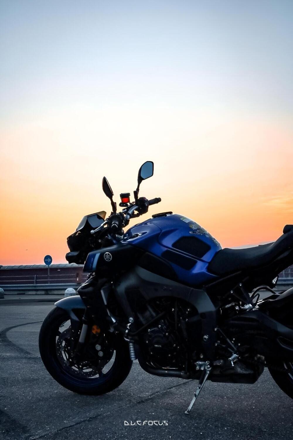 Yamaha MT-10 (2022 - 26) (3)