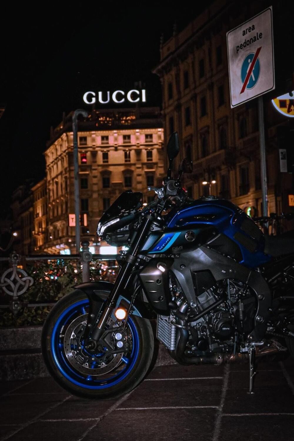 Yamaha MT-10 (2022 - 26) (7)