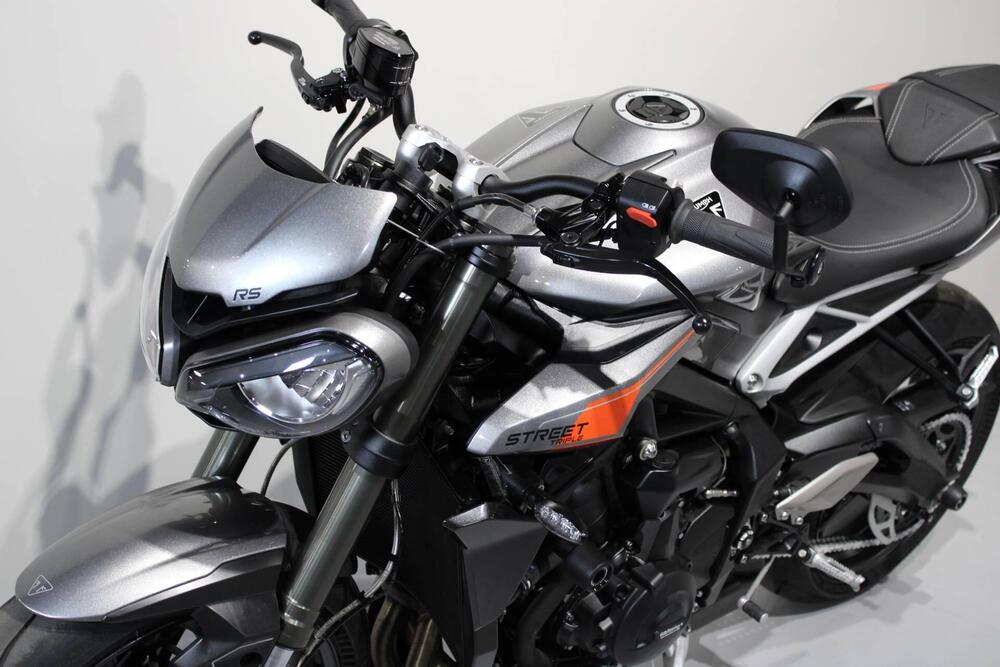 Triumph Street Triple 765 RS (2023 - 26) (9)