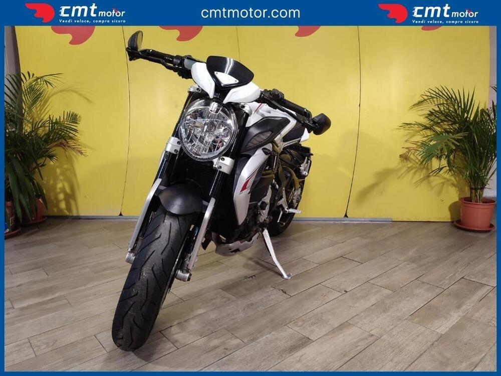 MV Agusta Dragster 800 (2014 - 19) (2)