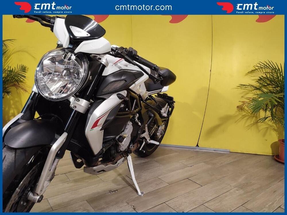 MV Agusta Dragster 800 (2014 - 19) (7)