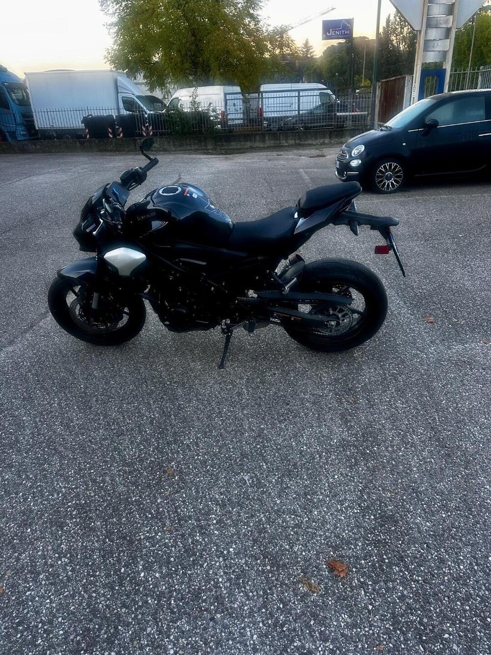 Kawasaki Z 900 (2025 - 26) (2)