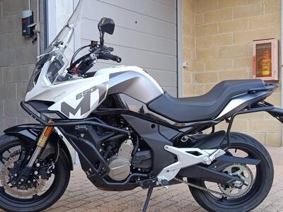 CFMOTO 650MT (2021 - 24) usata