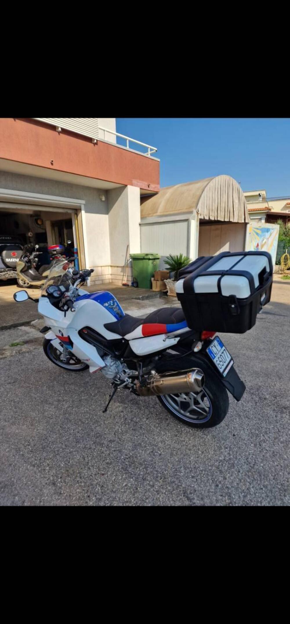 Bmw F 800 ST (2)