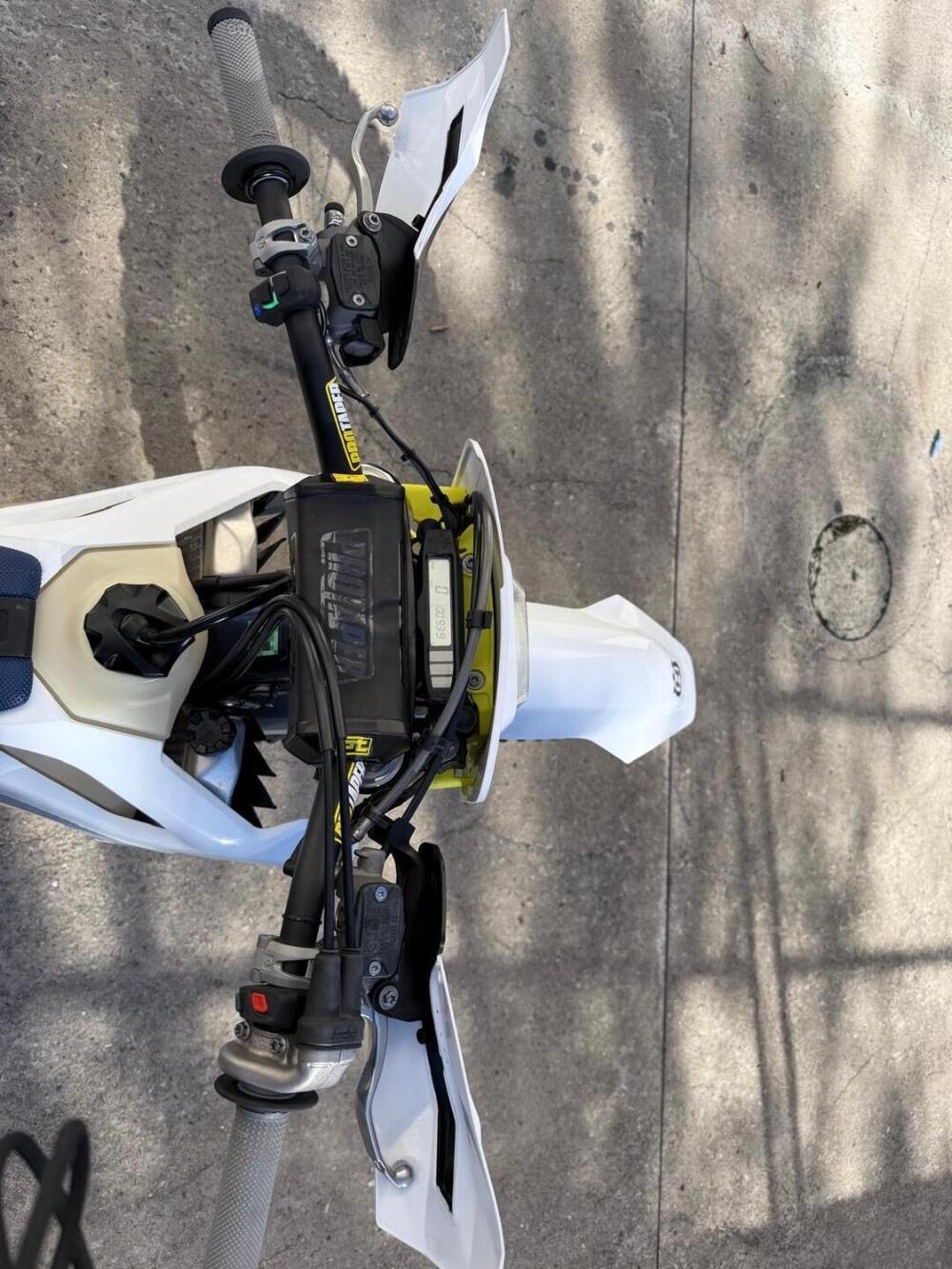 Husqvarna FE 450 (2024) (5)