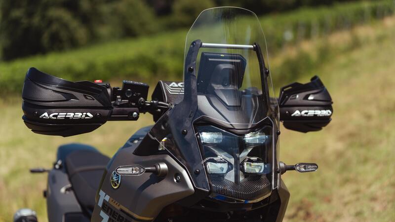 Nuovi paramani ADV Acerbis