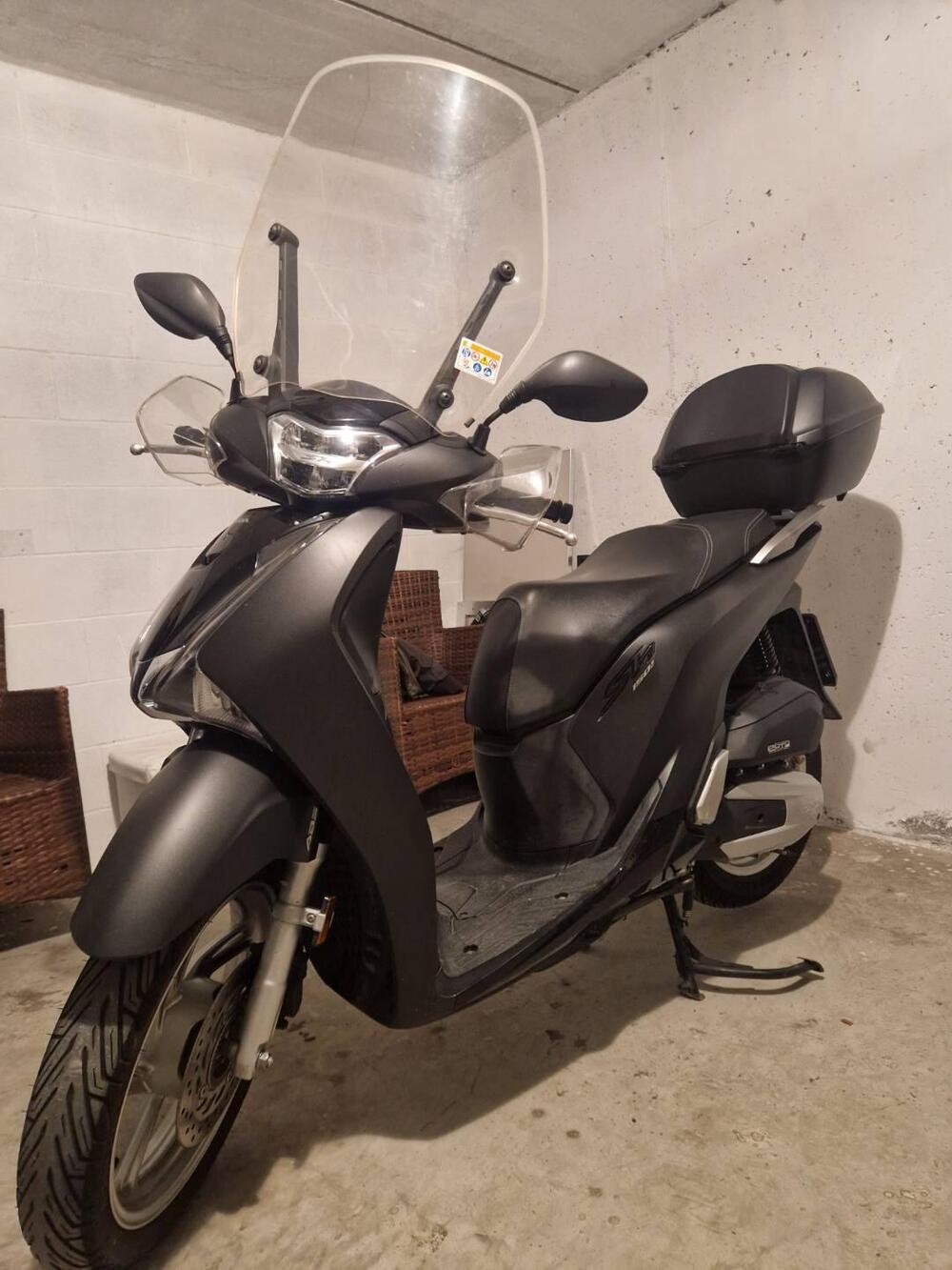 Honda SH 150 i (2017 - 19) (3)