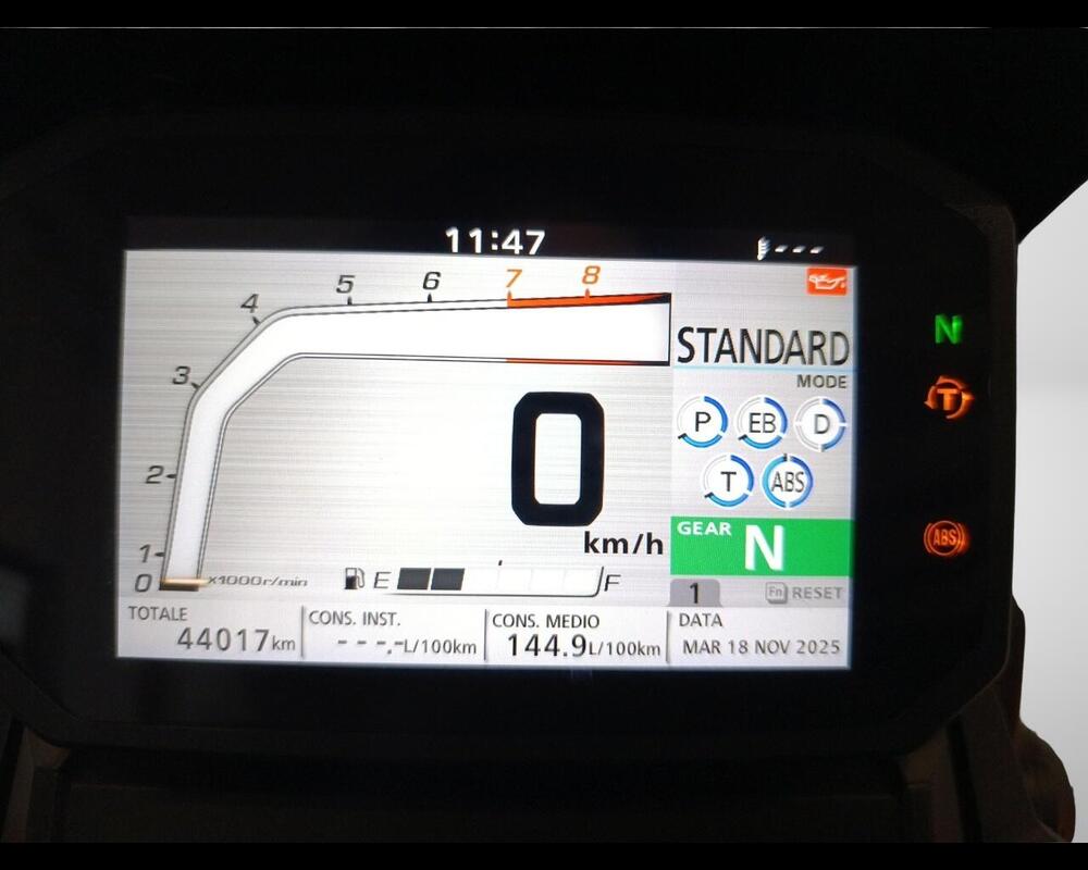 Honda X-ADV 750 DCT Travel (2021 - 24) (8)