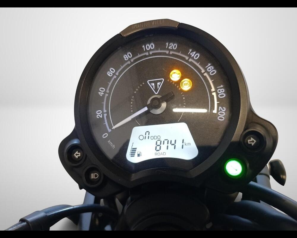 Triumph Street Scrambler 900 (2021 - 22) (8)