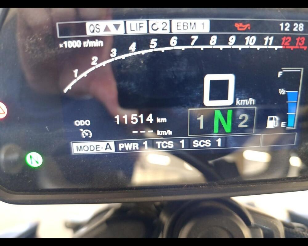 Yamaha MT-10 (2022 - 26) (7)