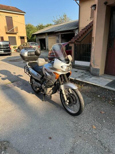 Honda Transalp XL 650V (2000 - 04) usata