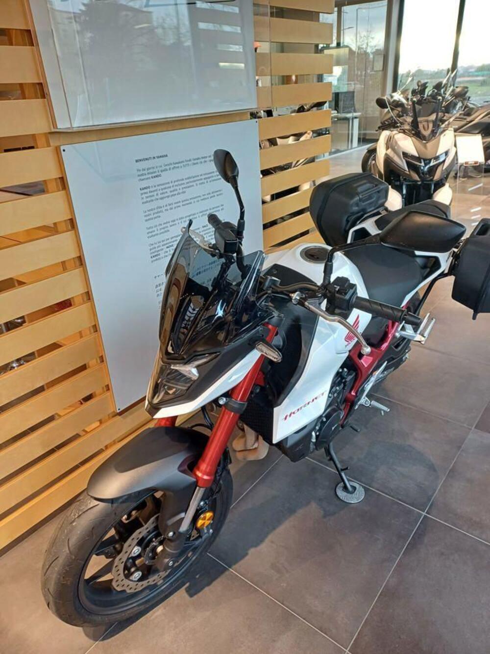 Honda CB 750 Hornet (2023 - 24) (4)