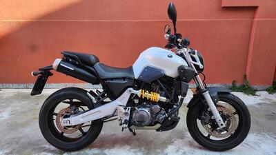 Yamaha MT-03 (2006 - 14) usata