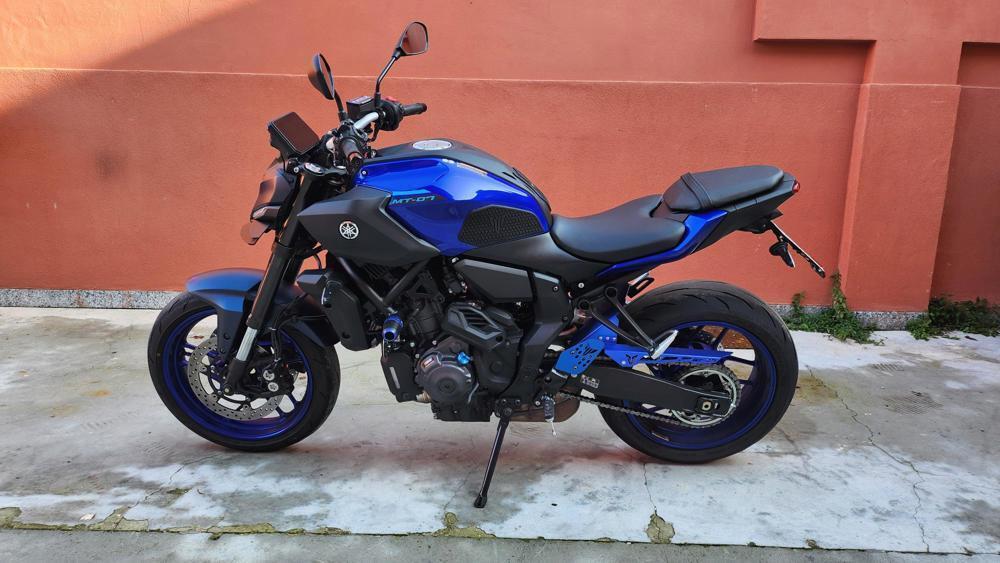 Yamaha MT-07 Y-AMT (2025 - 26) (2)