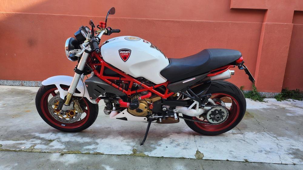 Ducati Monster S4R (2006 - 08) (2)