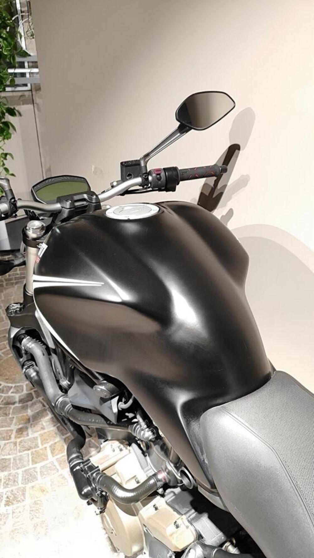 Ducati Monster 821 ABS (2014 - 17) (4)