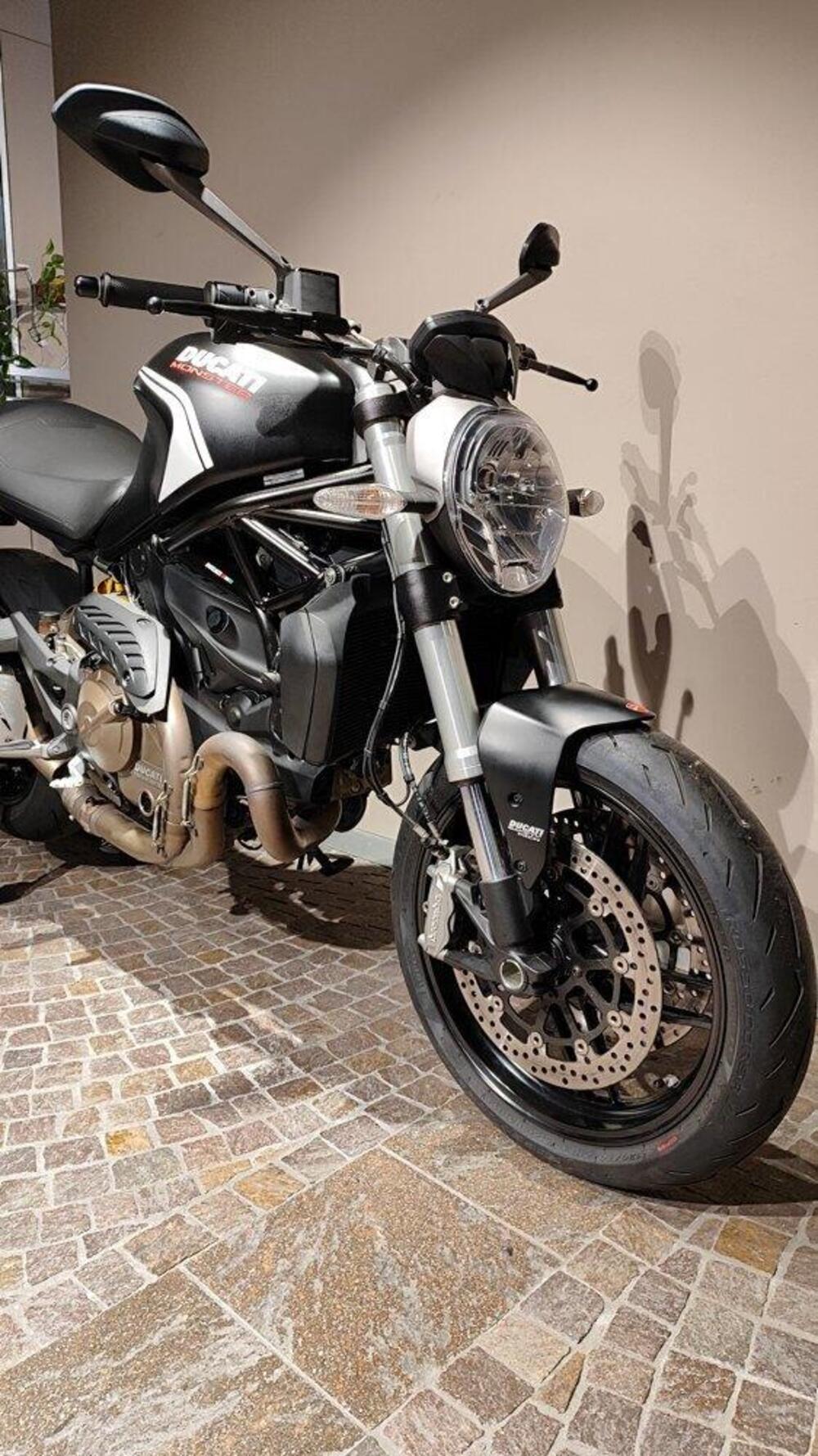 Ducati Monster 821 ABS (2014 - 17) (8)