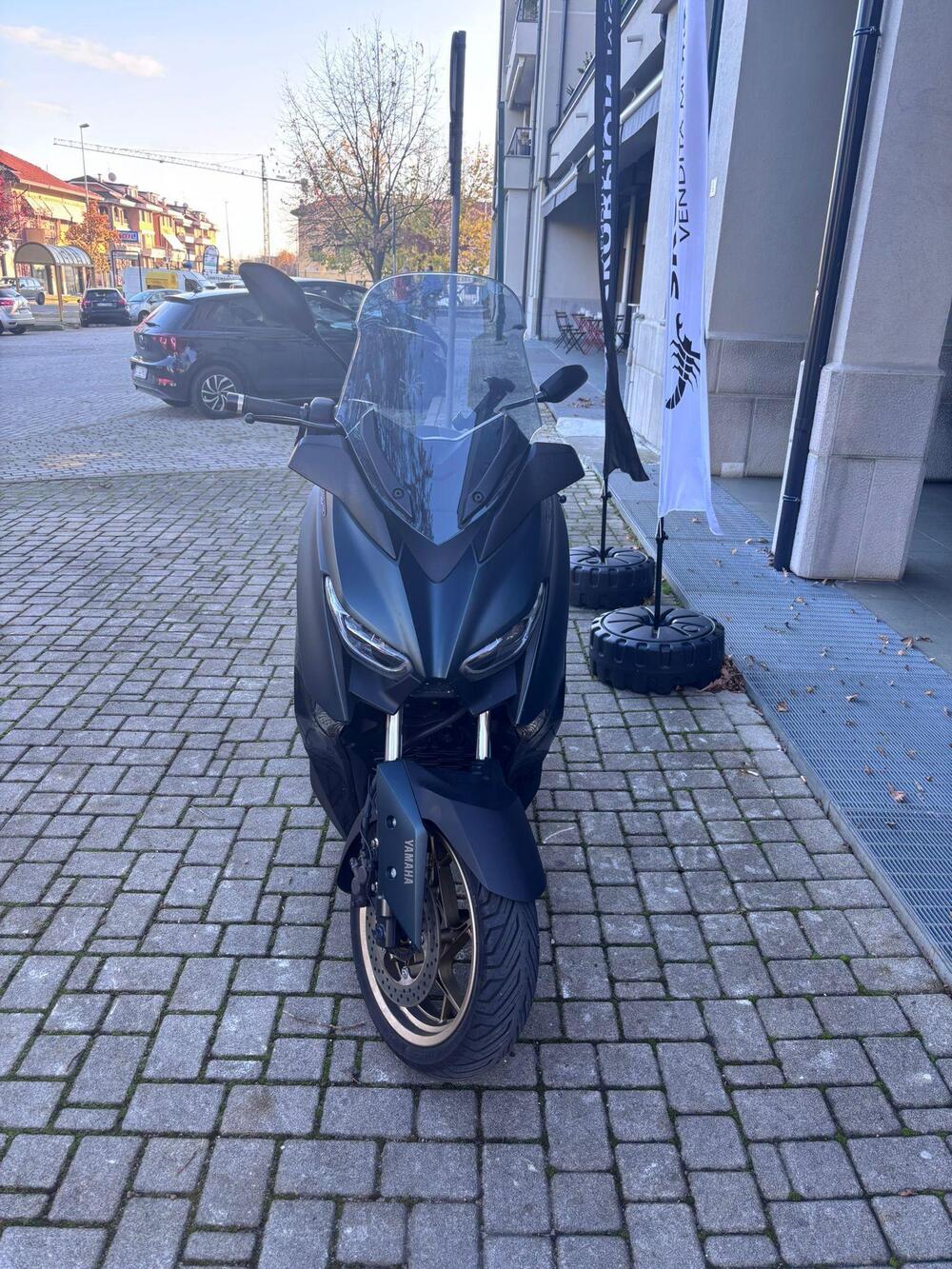 Yamaha X-Max 300 Tech Max (2021 - 24) (3)