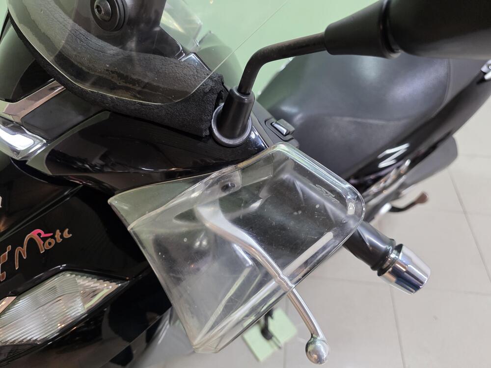 Honda SH 350 (2021 - 24) (18)