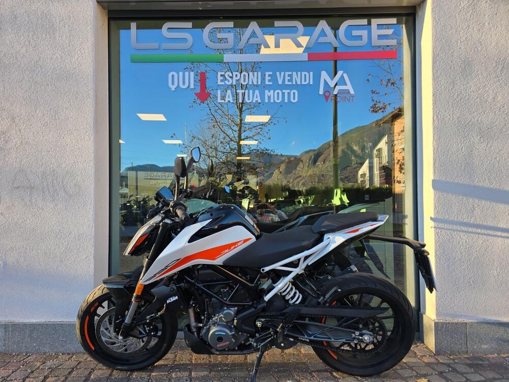 KTM 390 Duke (2021 - 23) (2)