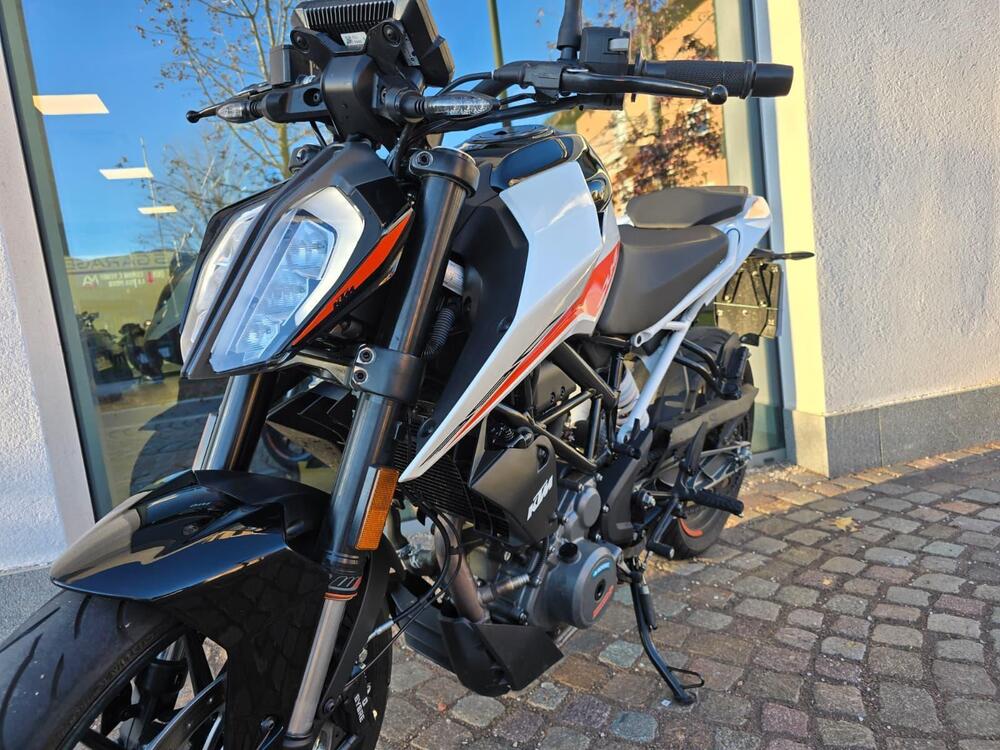 KTM 390 Duke (2021 - 23) (9)
