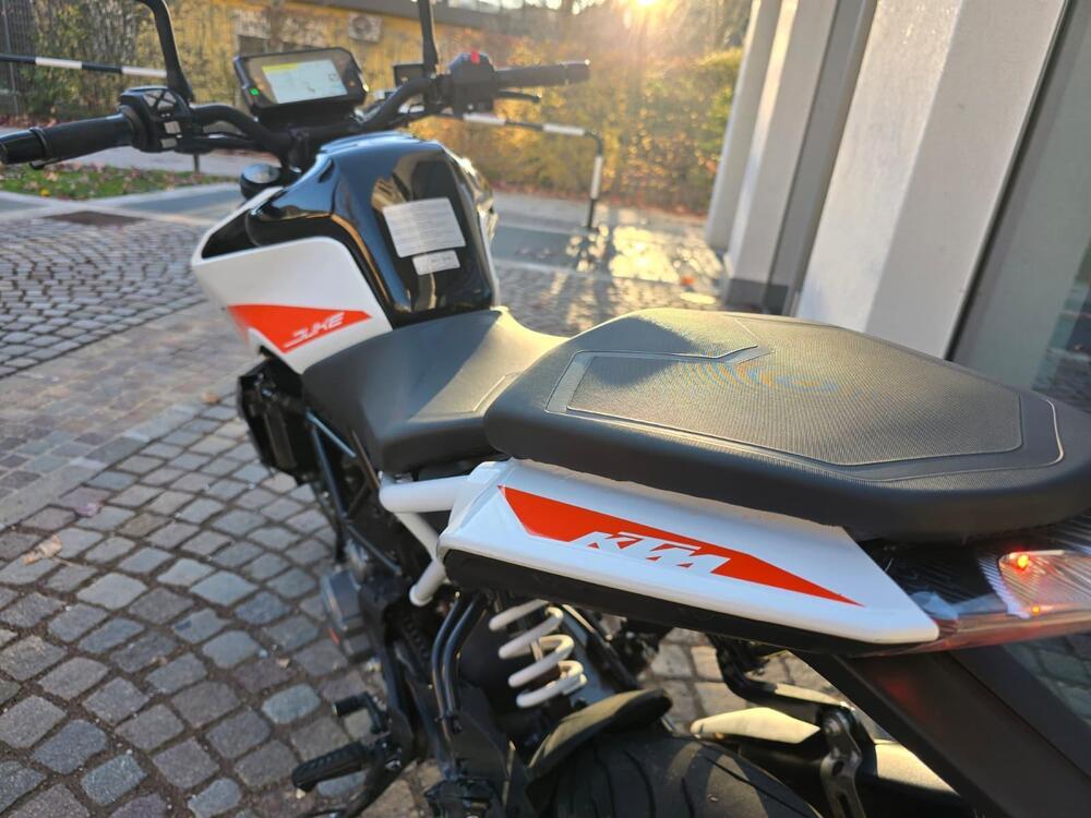 KTM 390 Duke (2021 - 23) (14)