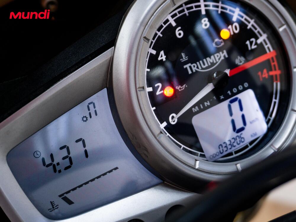 Triumph Street Triple (2013) (12)