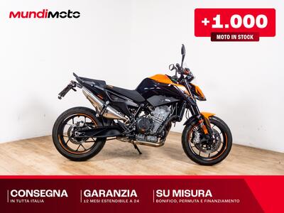 KTM 890 Duke L (2021) usata