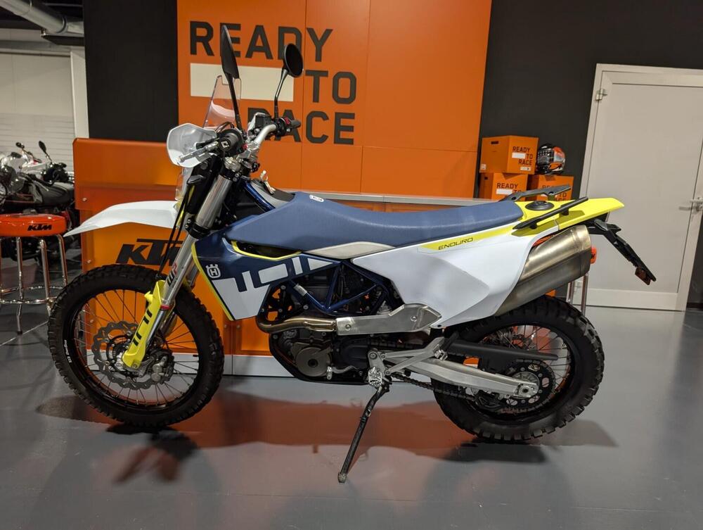Husqvarna 701 Enduro (2023 - 25) (4)
