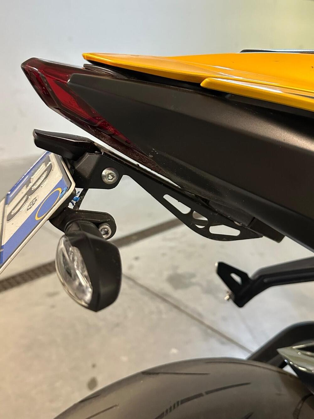 Triumph Street Triple 765 RS (2023 - 26) (4)