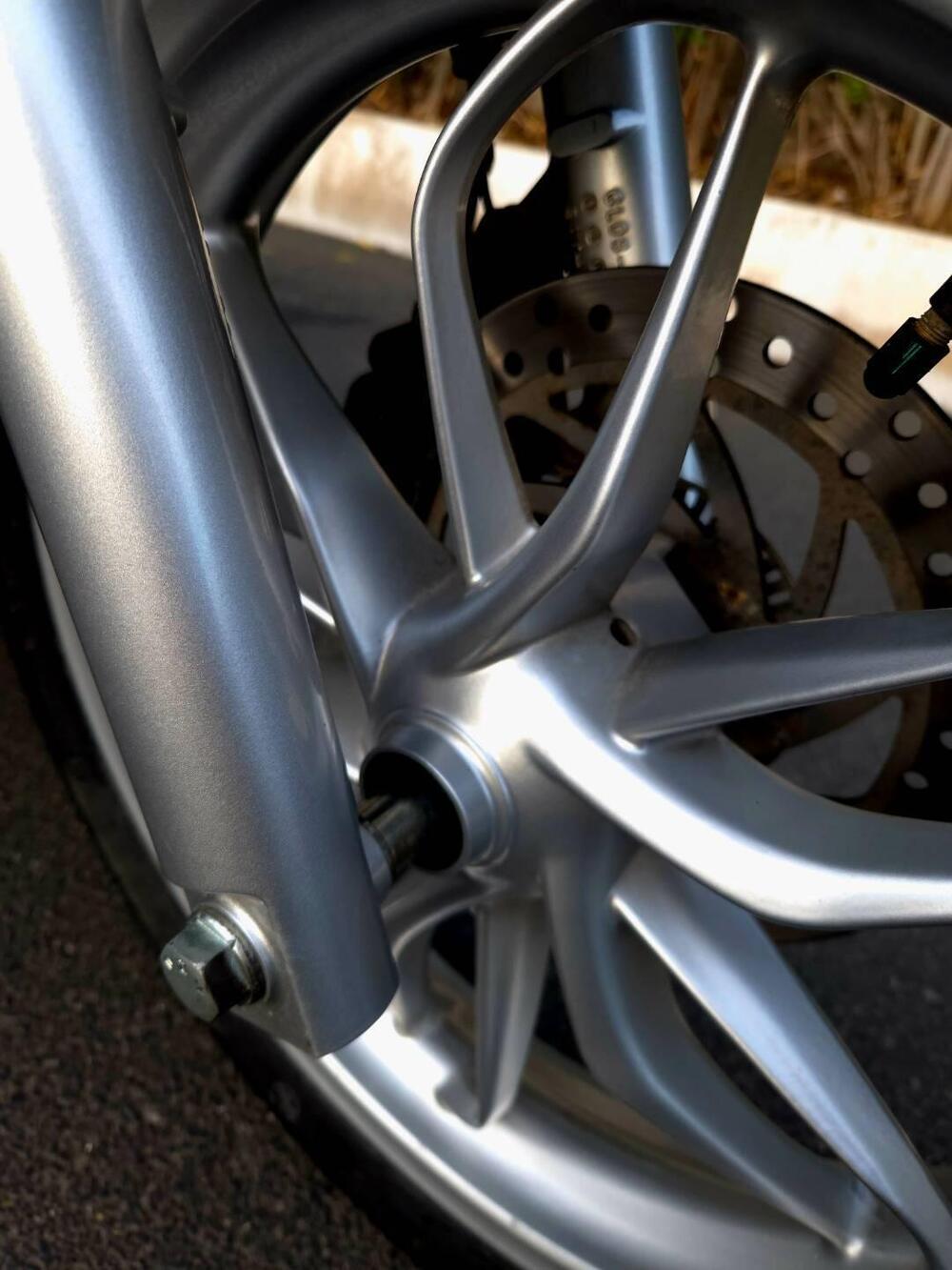 Piaggio Medley 125 ABS (2016 - 19) (12)