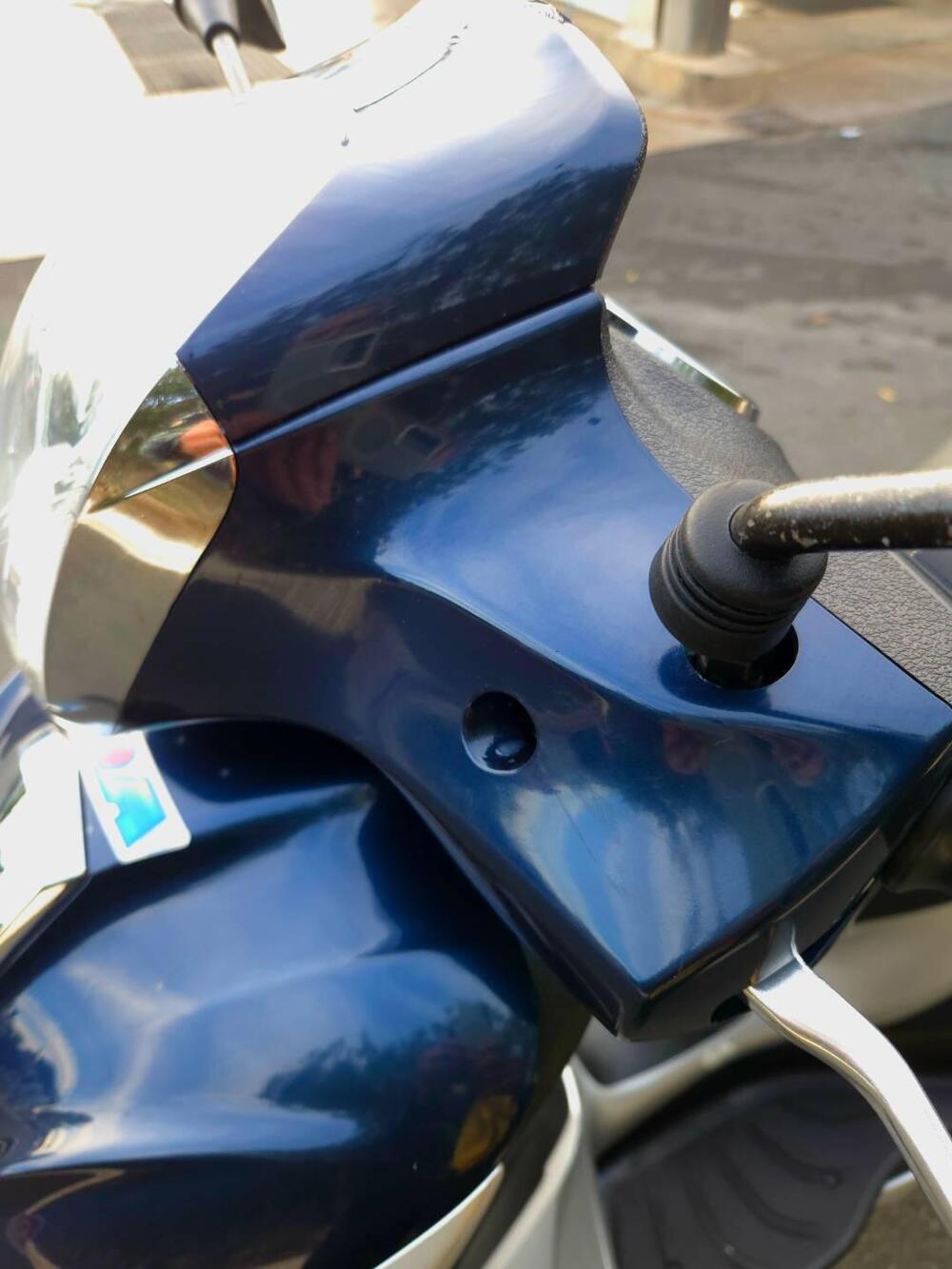 Piaggio Medley 125 ABS (2016 - 19) (9)