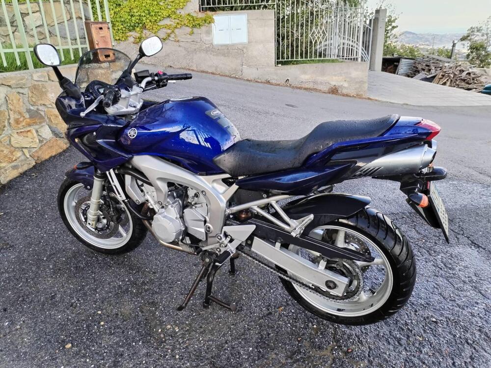 Yamaha FZ6 Fazer (2004 - 07) (4)