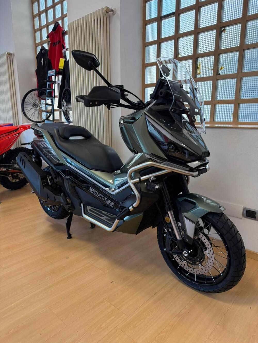 Zontes ZT368-G (2024 - 26) (4)