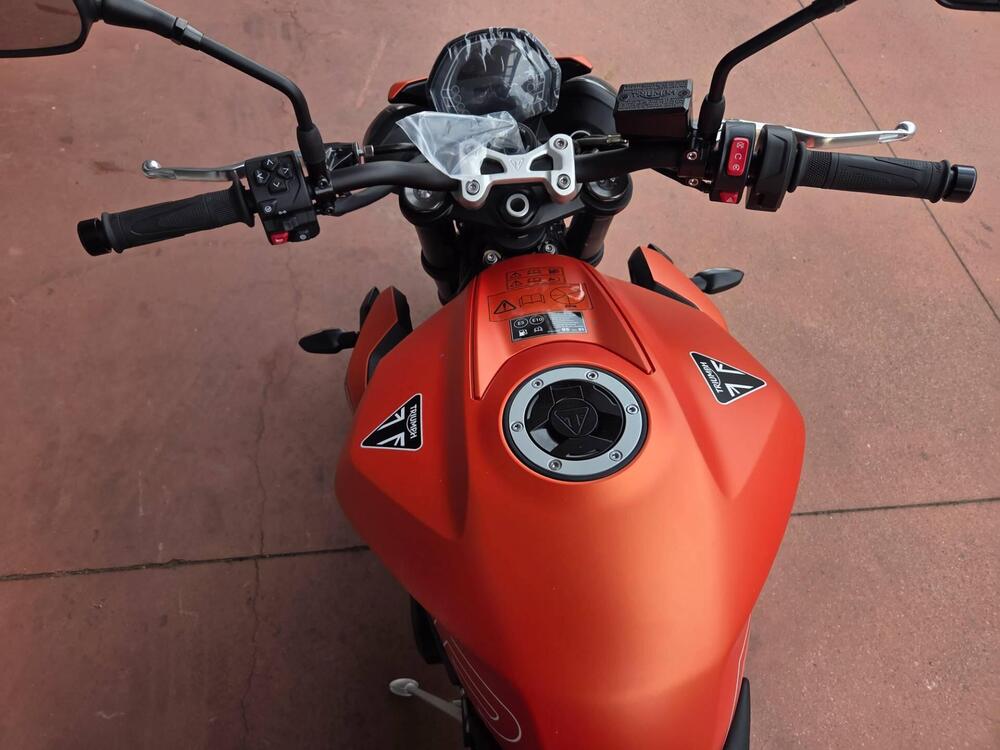 Triumph Street Triple 765 R (2023 - 26) (5)