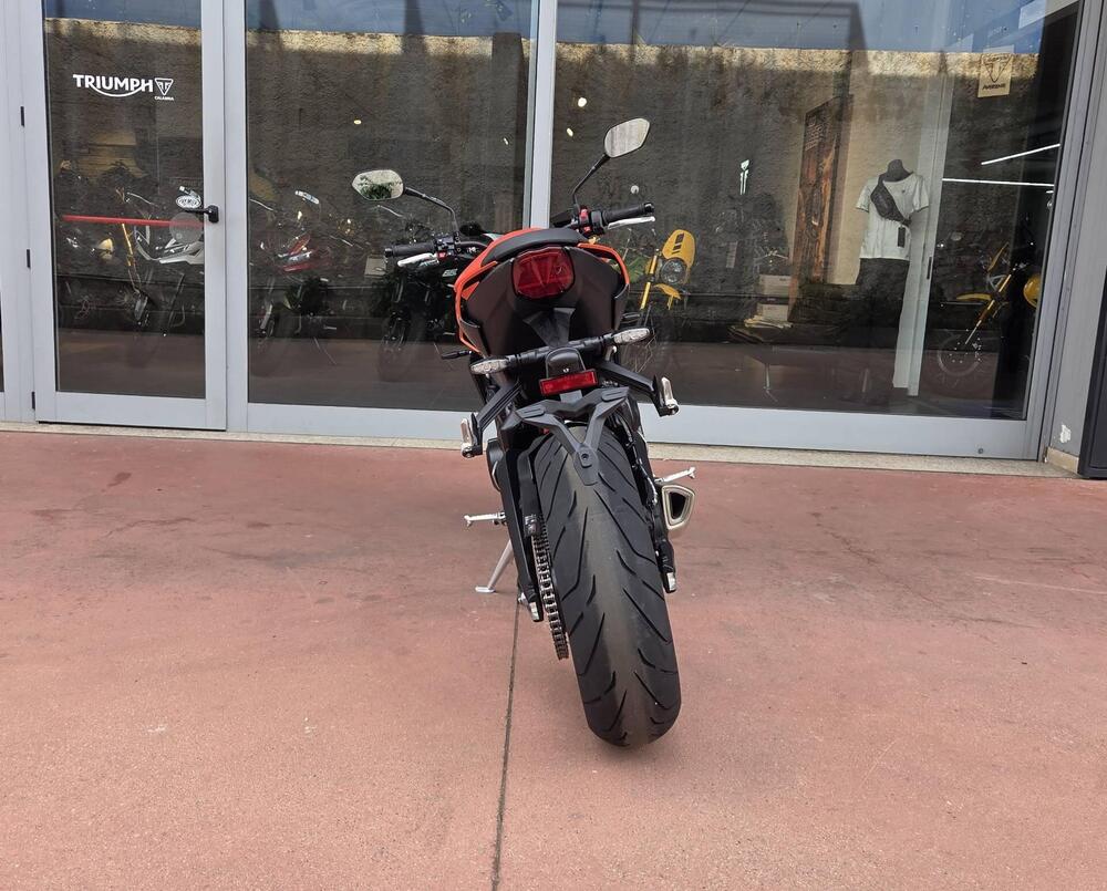 Triumph Street Triple 765 R (2023 - 26) (11)
