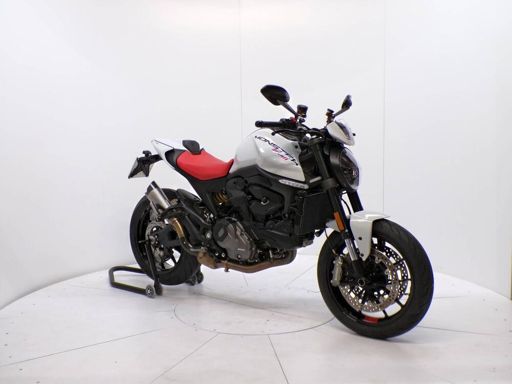 Ducati Monster 937 + (2021 - 25) (2)