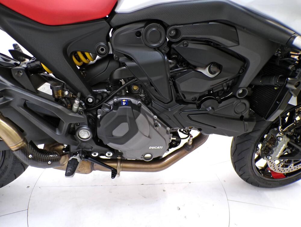 Ducati Monster 937 + (2021 - 25) (8)