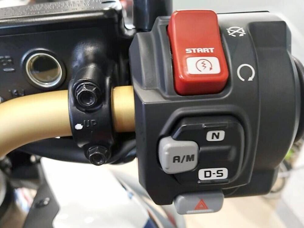 Honda Africa Twin CRF 1000L (2018 - 19) (4)