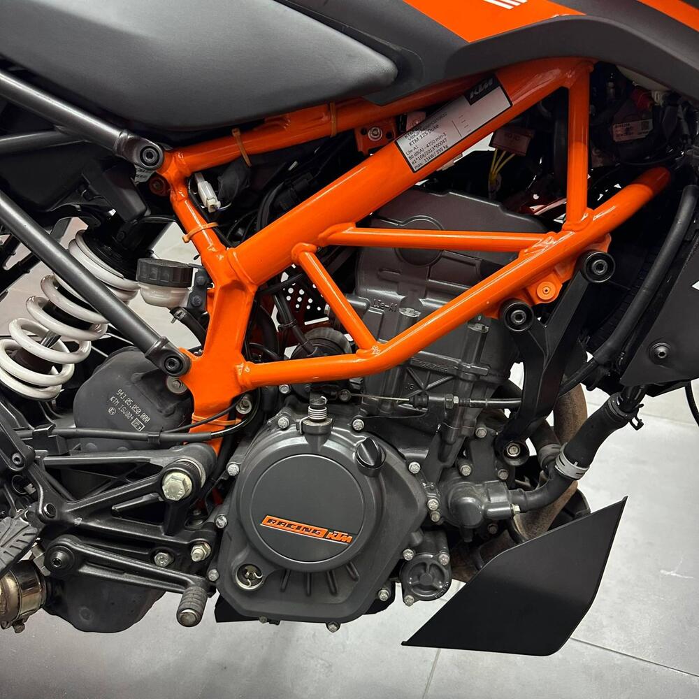 KTM 125 Duke (2021 - 23) (6)