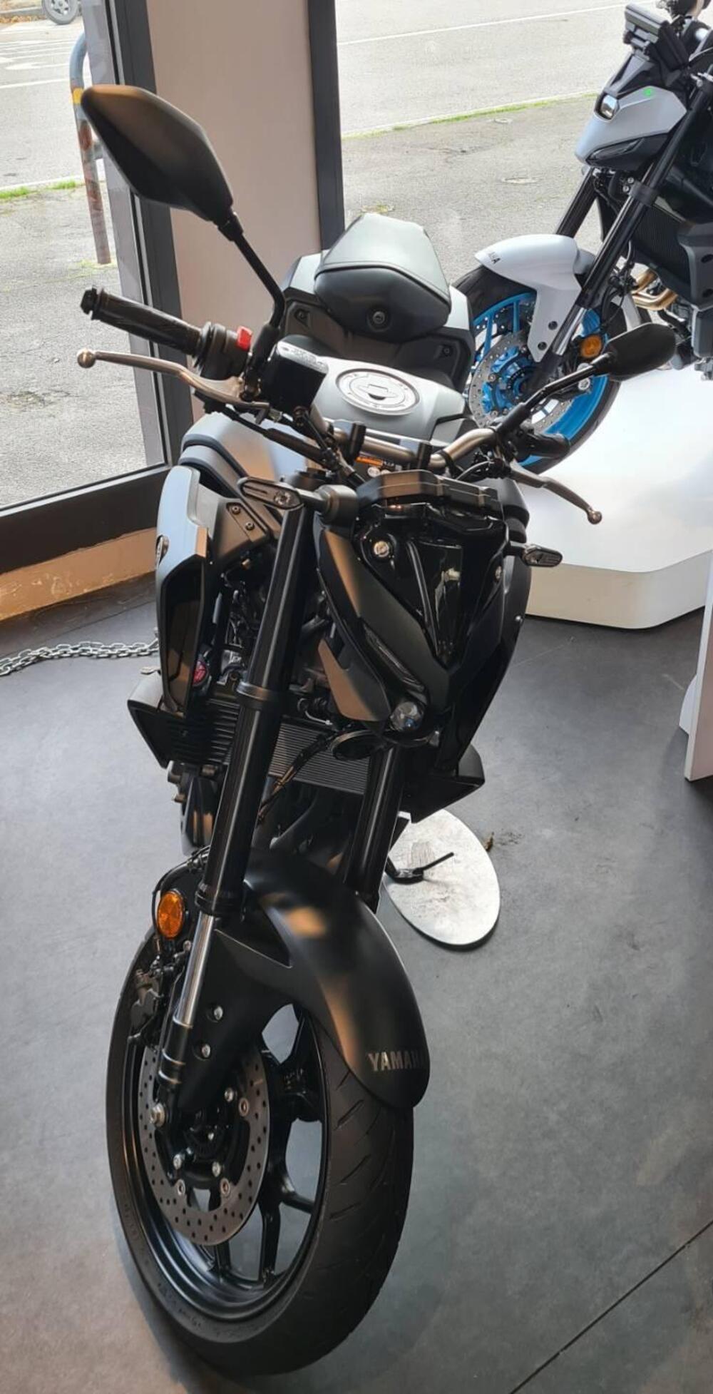 Yamaha MT-03 (2025 - 26) (2)