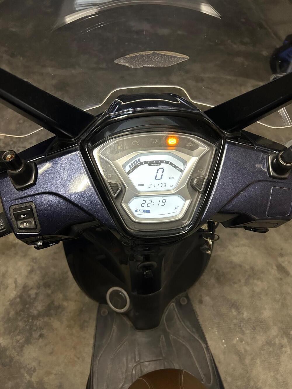 Kymco People 125i S (2020) (4)
