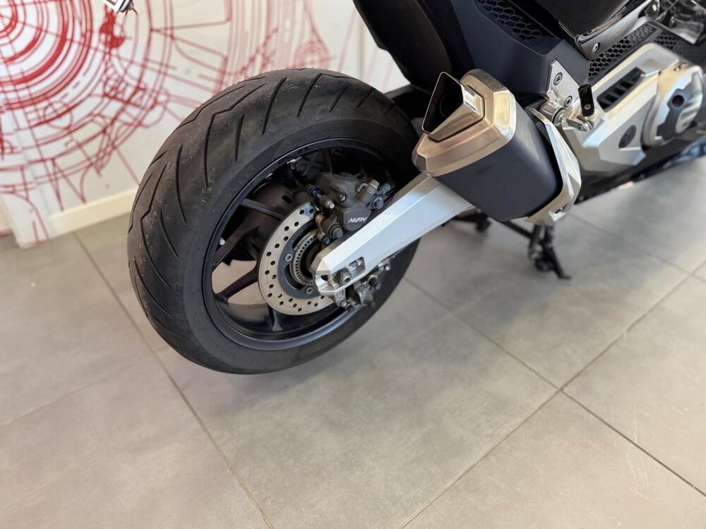 Honda Forza 750 DCT (2021 - 24) (11)