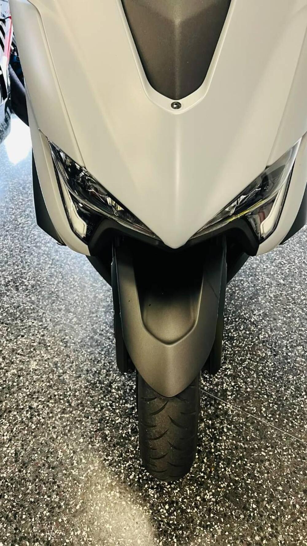Yamaha T-Max 560 (2020 - 21) (13)