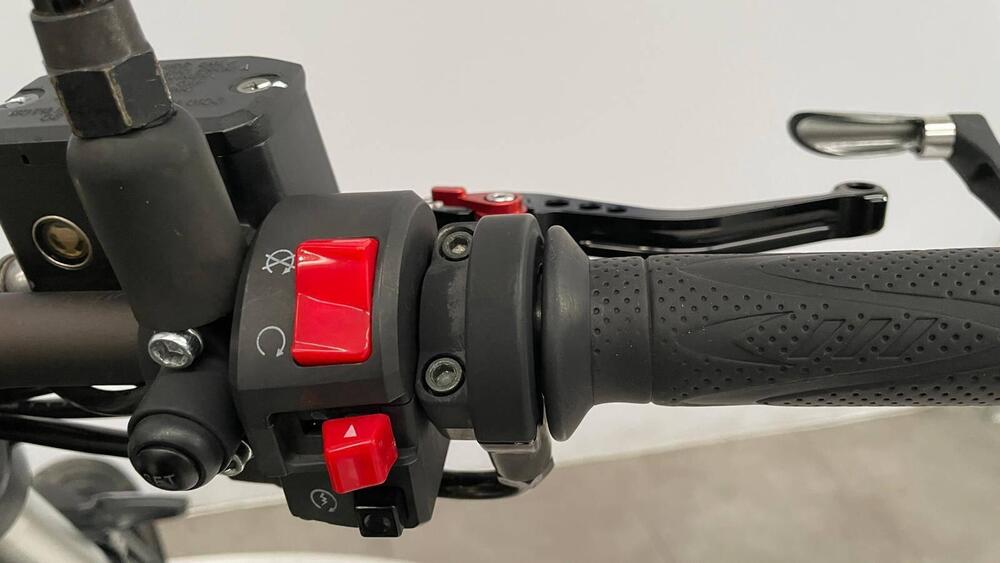 Benelli 502 C (2019 - 20) (16)