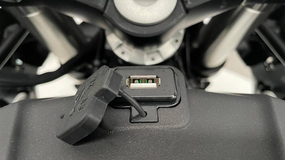 Benelli TRK 251 (2022 - 25) (9)