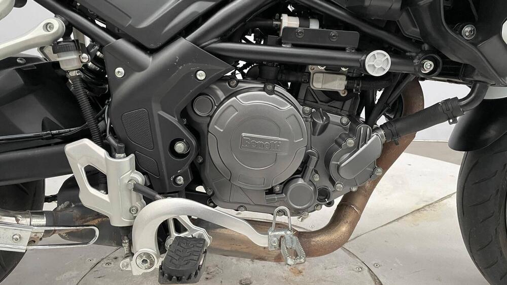 Benelli TRK 251 (2022 - 25) (4)