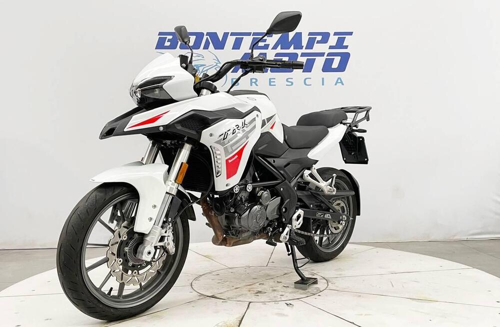Benelli TRK 251 (2022 - 25) (17)