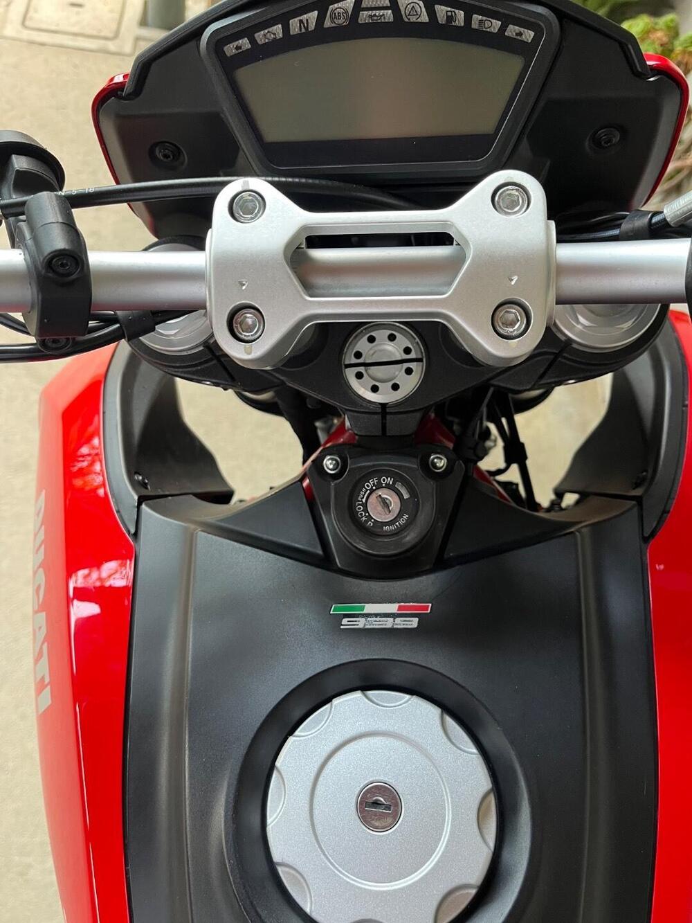 Ducati Hypermotard 939 (2016 - 18) (4)